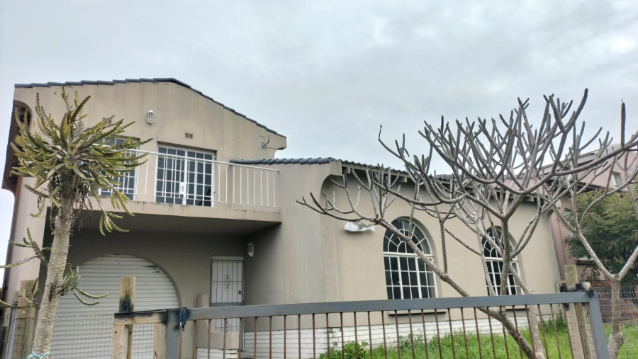 3 Bedroom Property for Sale in Aston Bay Eastern Cape
